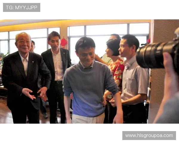 专访街舞大师黄伟揭秘成功背后的努力与坚持之路 专访街舞大师黄伟揭秘成功背后的努力与坚持之路