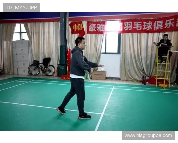 南京羽毛球队配合策略分析与技术提升探讨 南京羽毛球队配合策略分析与技术提升探讨