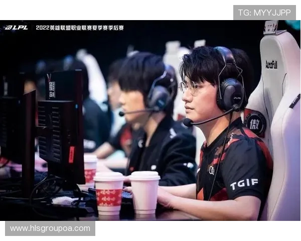 高校联赛特别报道：TES逆袭之路的背后故事与精彩瞬间