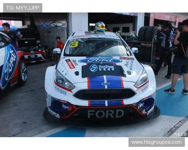 鲍尔与福克斯精彩对决集锦展现篮球技巧与激情碰撞